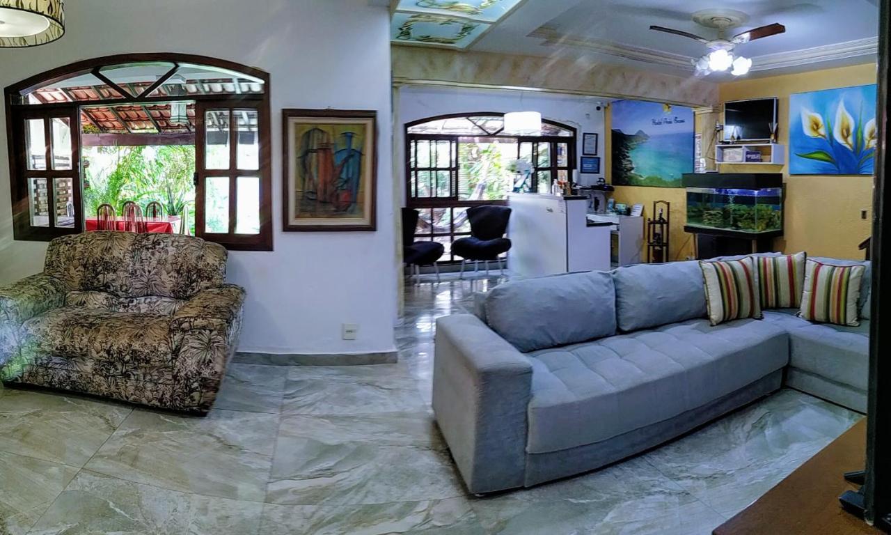 Brava Hostal