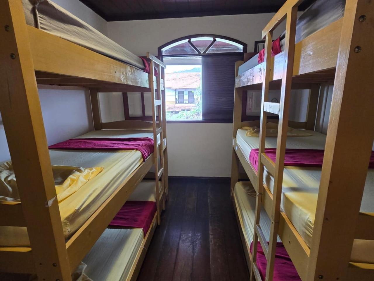 Hostal Brava *