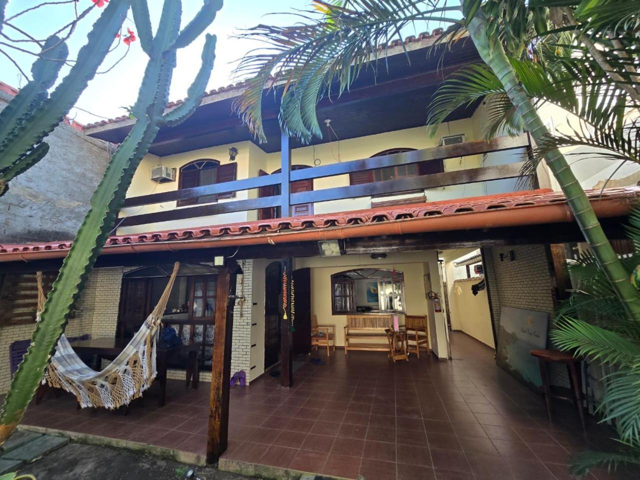 Brava Hostal *