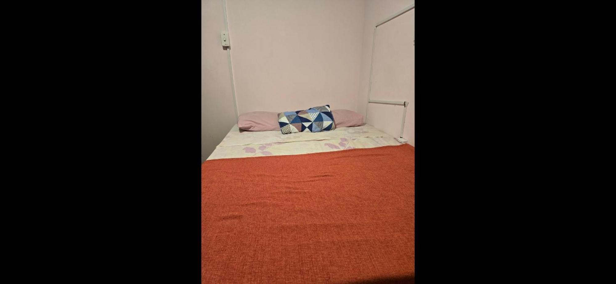 Hostal Brava *