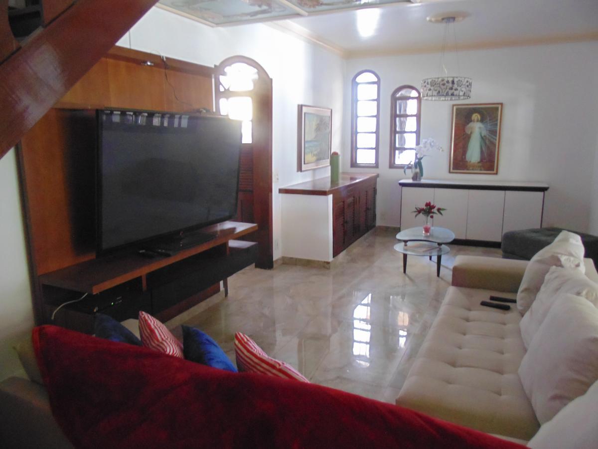 Brava Hostal